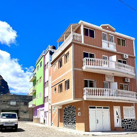 Casa Bb&Djassi Bed & Breakfast Понта до Сол Екстериор снимка