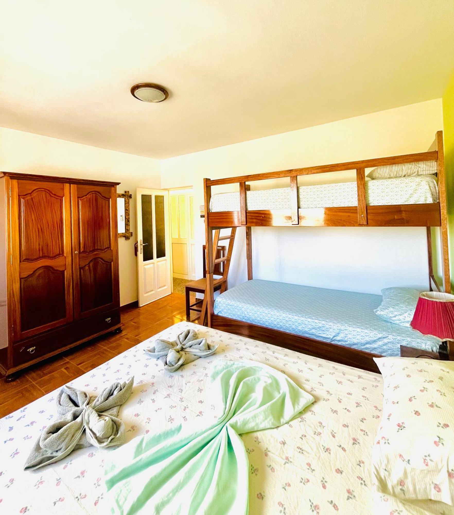 Casa Bb&Djassi Bed & Breakfast Понта до Сол Екстериор снимка